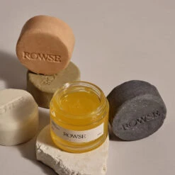 Nettoyant Visage Solide Charbon Actif & Bergamote Peau Mixte -Cosmétiques Soldes 02 22 Encart Inspi ROWSE 4792d5d8 c4ea 4918 a85c 089aa475f024