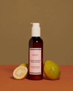 Guava Leave-In Conditioner Après-Shampoing Sans Rinçage 7 Guava Leave-In Conditioner Après-Shampoing Sans Rinçage -Cosmétiques Soldes 0332 Ceremonia GUAVA CONDITIONER INGREDIENTS SH 04 TAN BACKDROP 026