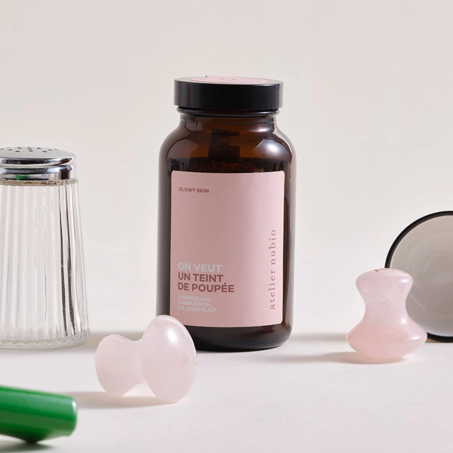 On Veut…un Teint De Poupée 2 On Veut…un Teint De Poupée – Image 2