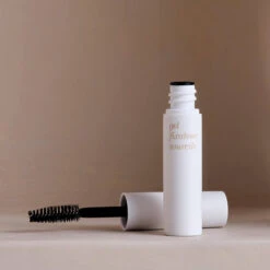 Gel Fixateur Sourcils -Cosmétiques Soldes 2023 06 OMC EYEBROW post