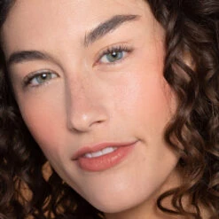 Color Haze Pigments Mats Multi-Usage -Cosmétiques Soldes Color Haze models 1200x1600 Stutter