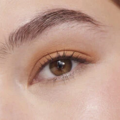 Liquid Powder Matte Eye Tint Fard à Paupières Crème Mat 39 Liquid Powder Matte Eye Tint Fard à Paupières Crème Mat -Cosmétiques Soldes Liquid Powder Matte Comparision Grid OCHRE