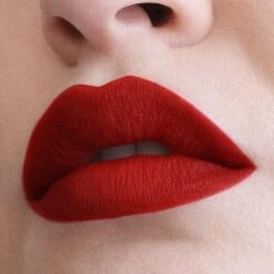 Petal Bouche Rouge à Lèvres Mat Sans Transfert 21 Petal Bouche Rouge à Lèvres Mat Sans Transfert -Cosmétiques Soldes Website Lyfestyle Crop STEVEN PB2