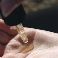 L:A Bruket Resplenishing Sérum Reconstituant 279 5 L:A Bruket Resplenishing Sérum Reconstituant 279 -Cosmétiques Soldes texture resplenishingserum